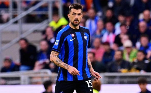 尼克威廉斯续约毕尔巴鄂竞技周薪