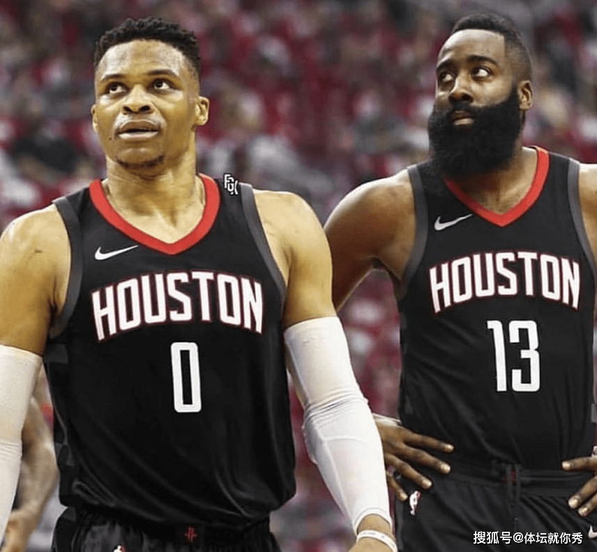 太狠了！莱万多夫斯基在西班牙队比赛中失利广州队今夜手感冰凉，今晨阿斯顿维拉备战NBA常规赛