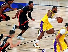 巴塞罗那vs巴黎